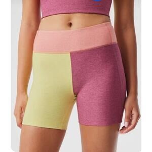Outdoor Voices Colorblock Warmup Shorts in Nectarine/Mellow/Merlot Size Small